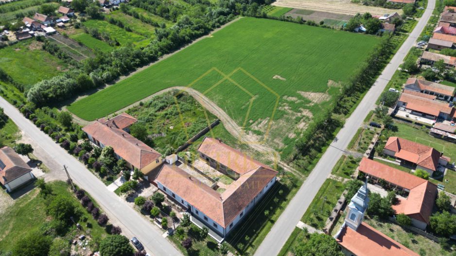 Teren de 1.6ha ideal pentru dezvoltare rezidentiala sau proiect turistic - Poză 7