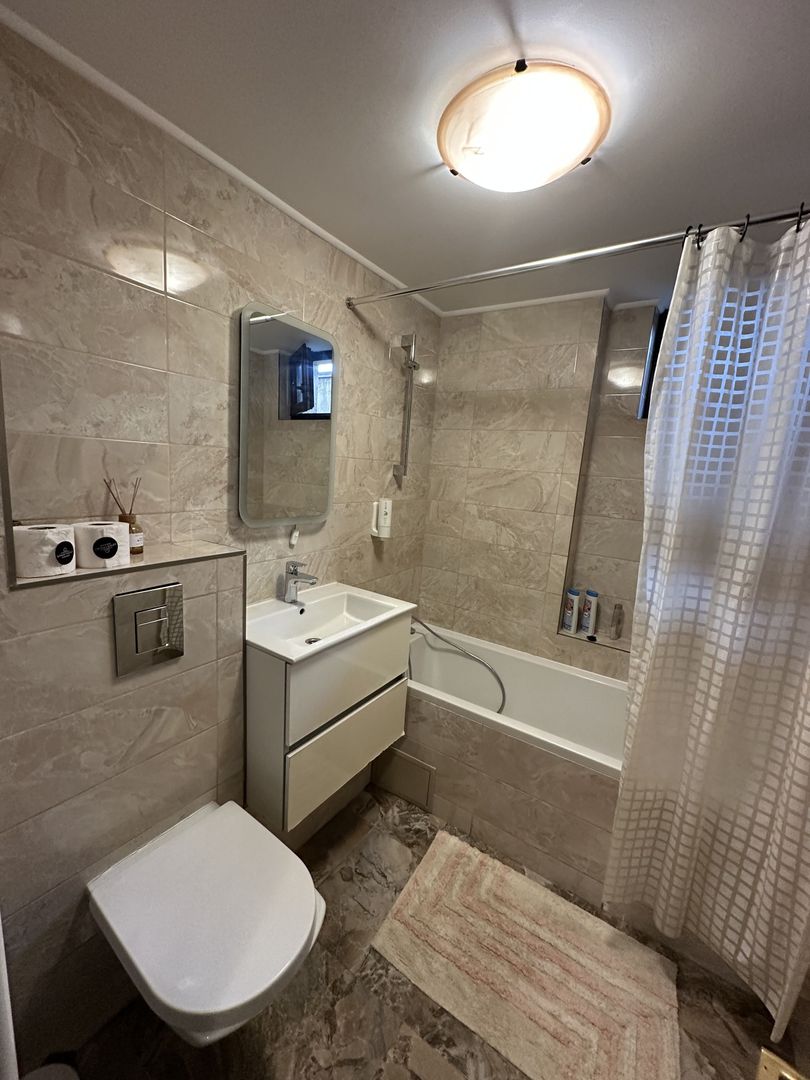Apartament cu 3 camere în zona P-ta Unirii - Poză 10