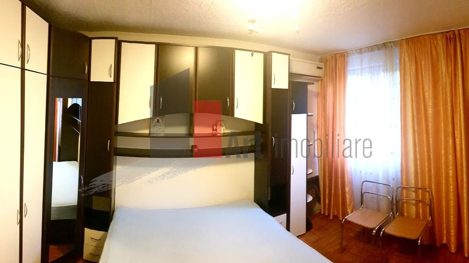 Vânzare apartament 3 camere Piața Sudului - Secuilor - Poză 1