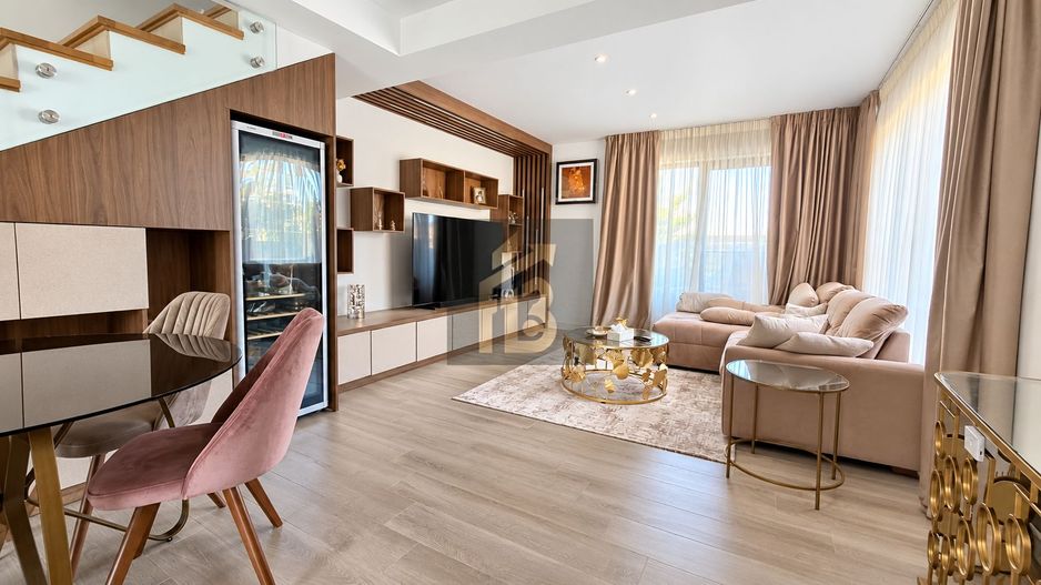 Casă în complex select | Marmură, încălzire în pardoseală, 3 parcări - Poză 2