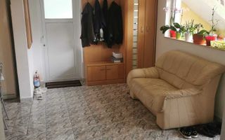 Apartament la parter zona semicentrala - Poză 3