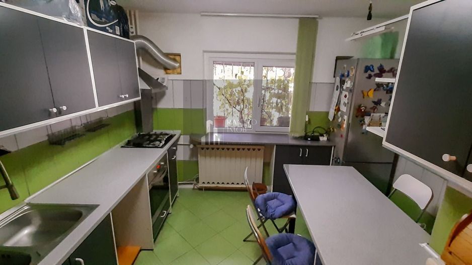 Apartament 3 camere, decomandat, 13 Septembrie - Poză 1