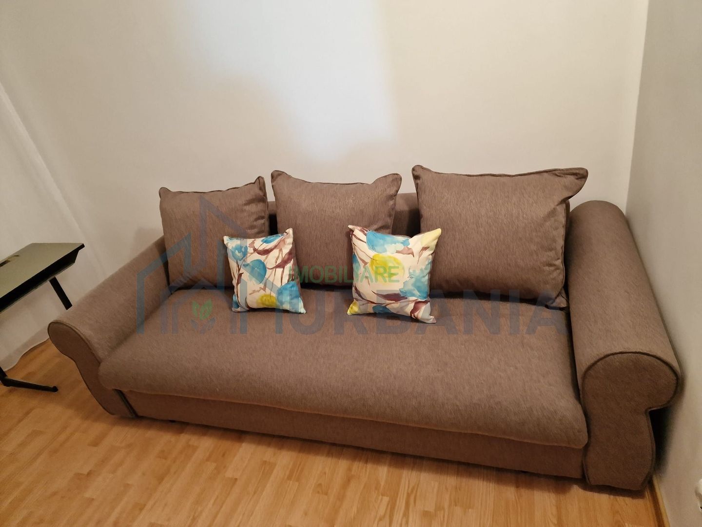Inchiriez apartament 3 camere SD Alexandru Chimicale - Poză 1
