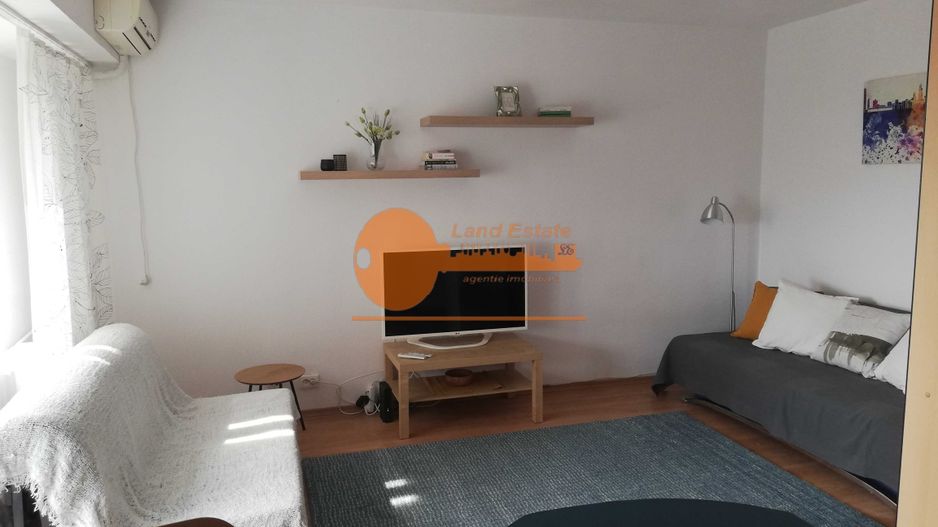 Garsoniera Victoriei-Titulescu ( vedere spate ) - Poză 7