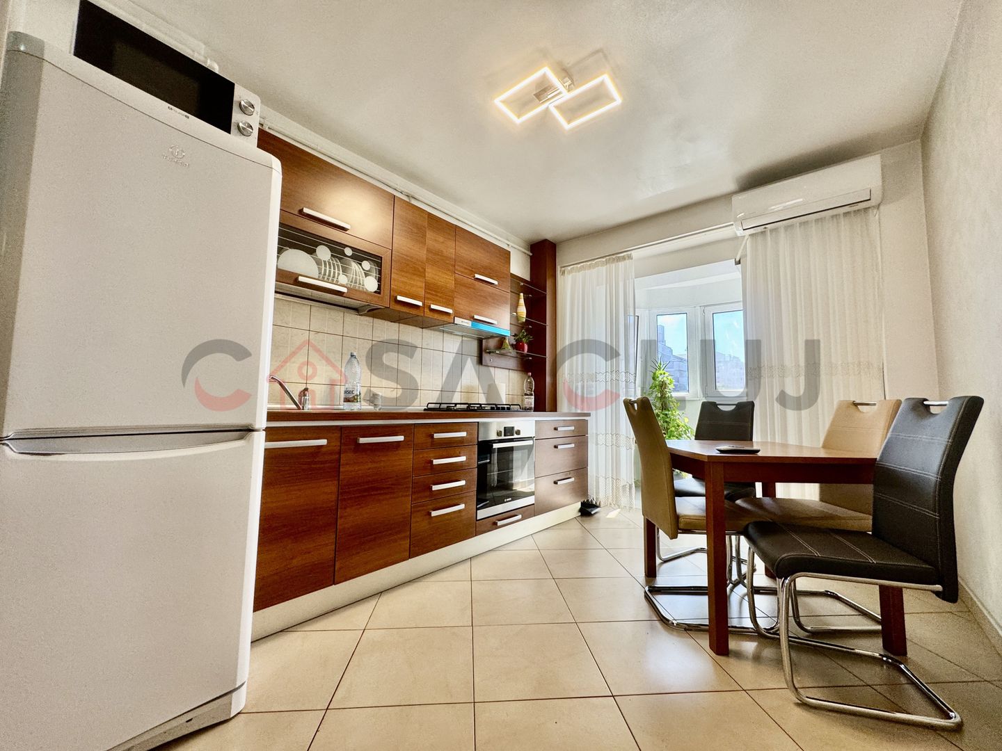 La cheie, cu parcare, la câteva minute de FSEGA! - Poză 3