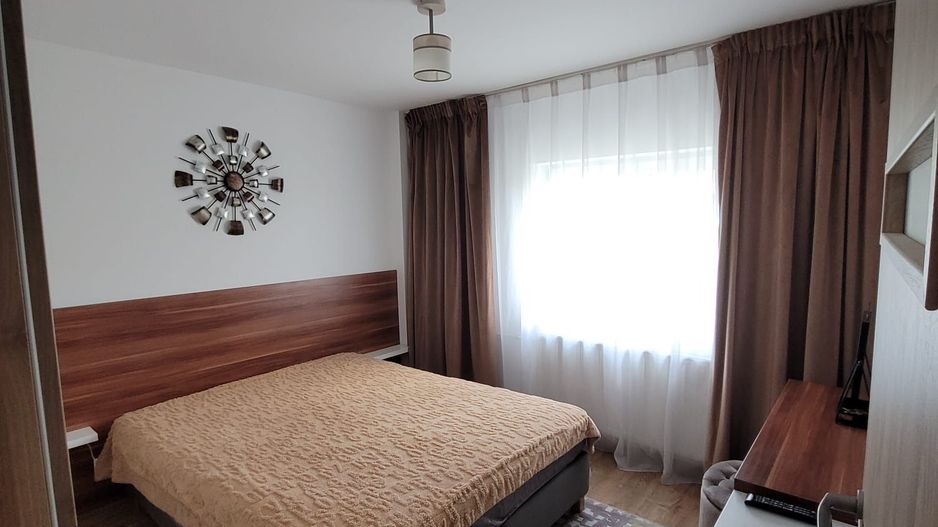 Apartament 2 camere complet renovat,piata Veteranilor,bloc1981 - Poză 5