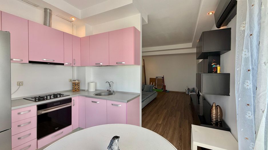 COSMOPOLIS - Apartament cu 3 camere, mobilat si utilat + 2 parcari - Poză 5
