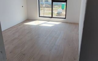 Casa..Vila cu 5 camere de vanzare.......Nord Bragadiru..... - Poză 28