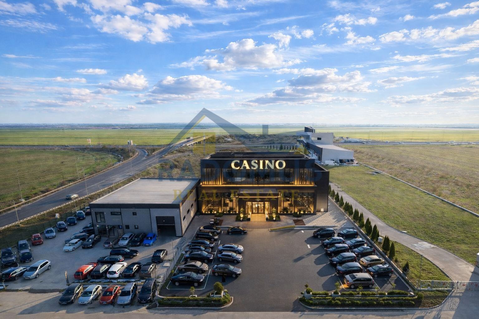 Teren industrial intravilan – 5.633 mp – deschidere 27 ml – acces DN1 - Poză 1