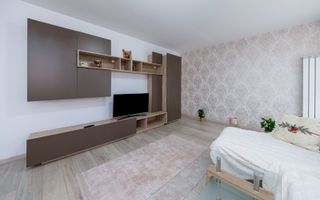 Apartament cu doua camere modern ,cu boxa in Top City - Poză 10