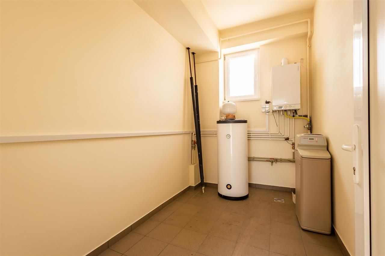 Spatiu in componenta si dotari apreciabile, birouri/ clinica, Calea Bucuresti - Poză 30
