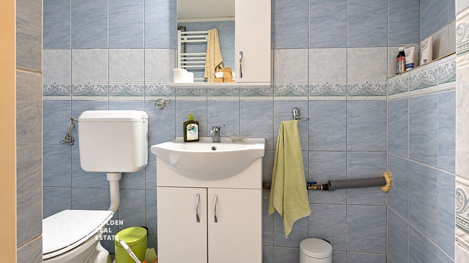 Casa din caramida, 3 camere + anexa, teren 262 mp,  zona Vlaicu - Poză 15