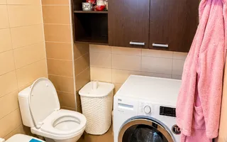 Apartament Modern De Vanzare | 2 Dormitoare | Parcare | Balcon x 2 | Etaj 2/3 - Poză 11