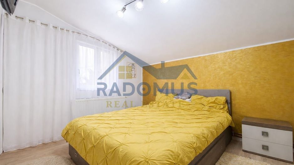 Casă Poienarii Burchii - Mobilată & Utilată  + Teren 2356 Mp - P+M - Poză 12