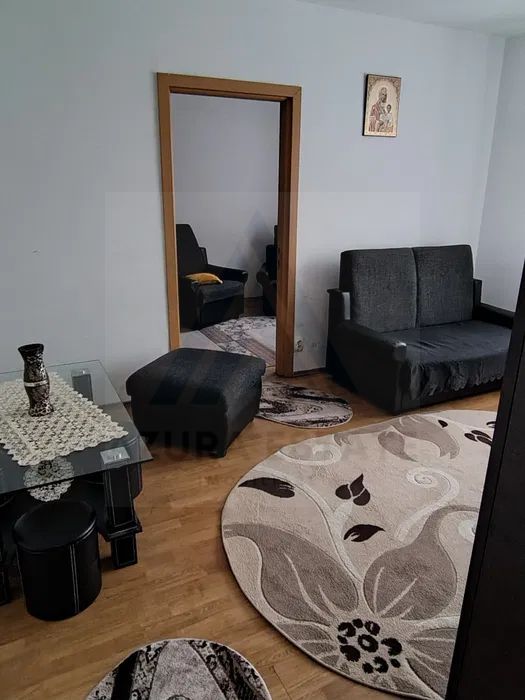 Apartament 2 camere bucatarie inchisa baie cu geam zona Mihai Viteazu - Poză 3