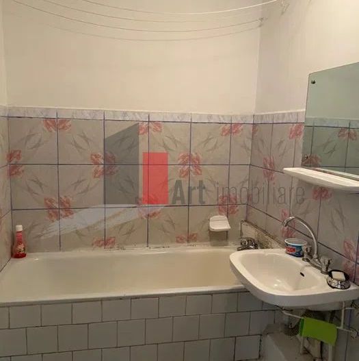 Apartament 3 camere Virtuții-Orsova - Poză 6