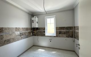 Gradina proprie. Bucatarie inchisa. Parcare. Finalizat. - Poză 3