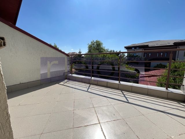 Vila spatioasa 6 dormitoare | gradina | Garaj - Poză 25