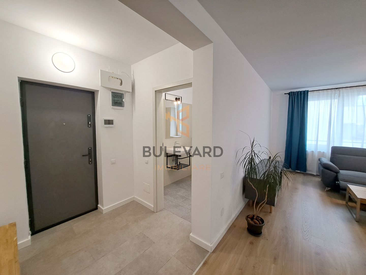 Apartament 3 camere, ultrafinisat, parcare, cartier Europa - Poză 15
