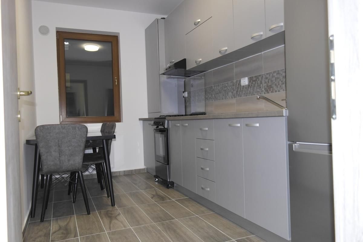 Apartament cu doua camere, cartier Solaris-Aparatorii Patriei, Berceni - Poză 3