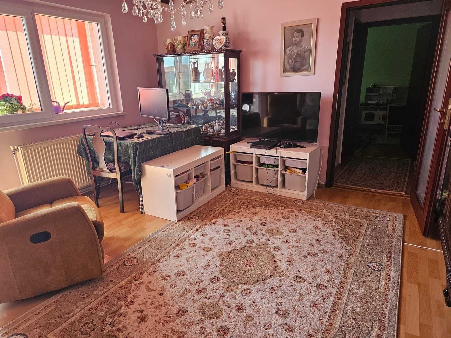 Dambovita | 3 Camere | Centrala Proprie | Bloc Izoolat. - Poză 2