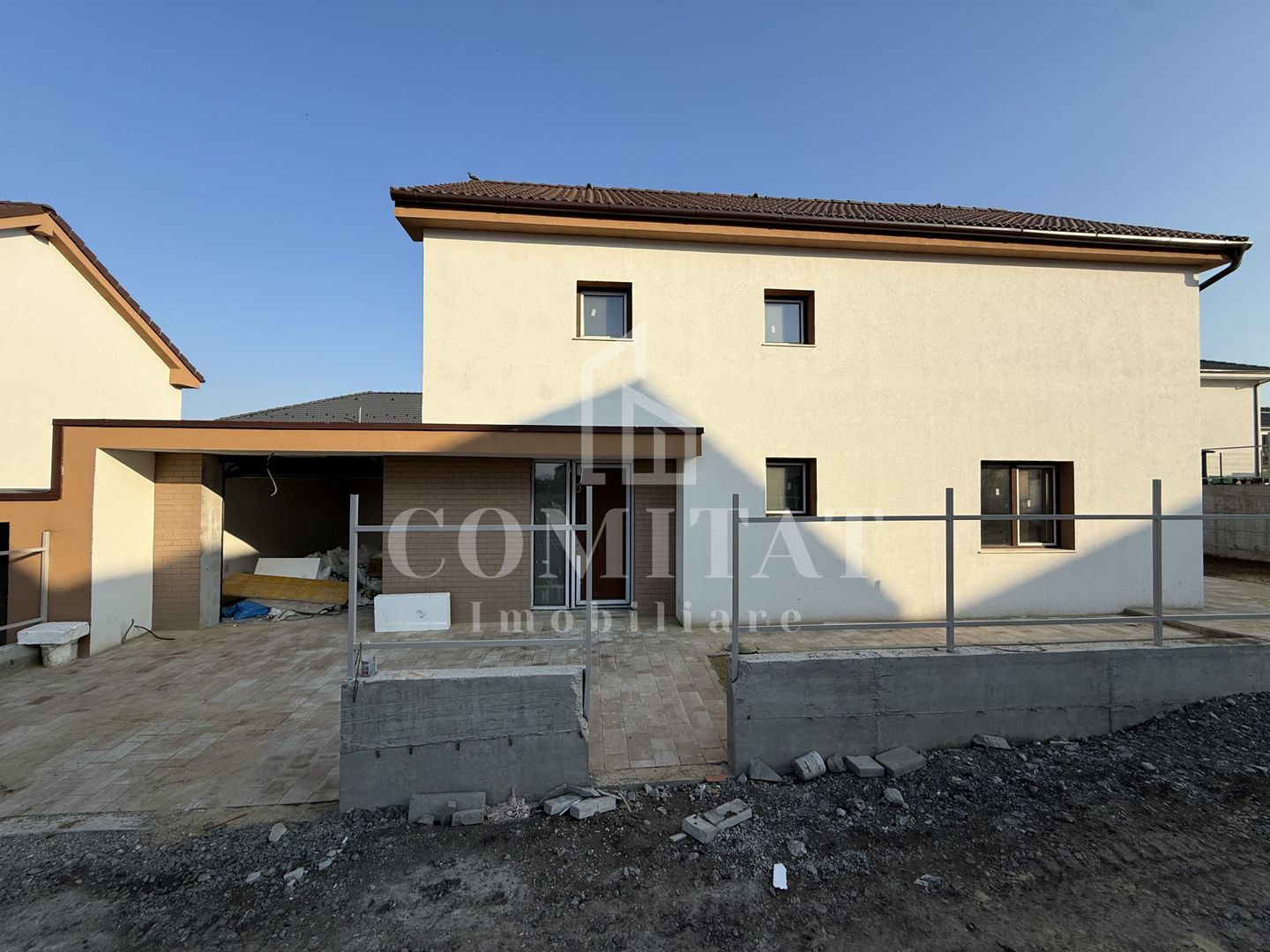 Case cu garaj Chinteni zona străzii Ana Aslan - Poză 7