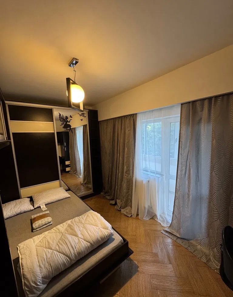 Timpuri noi | Apartament 3 camere - Poză 8