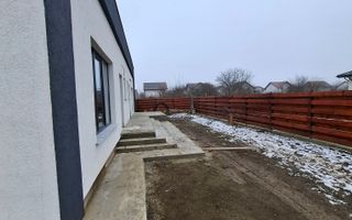 DUPLEX 3 Camere , TERASA SI CURTE. - Poză 5