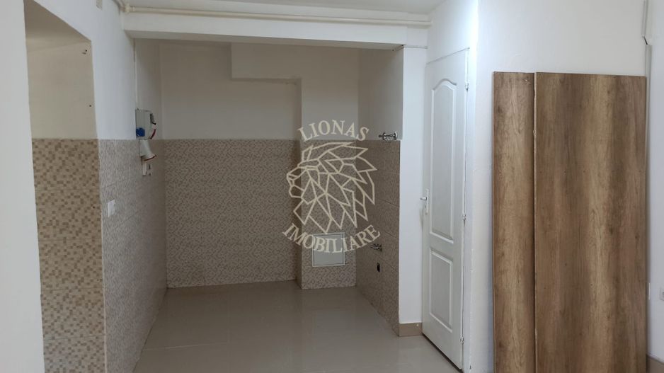 Spatiu Comercial 2 camere 30 mp-vitrina 3 m- Zona Imparatul Traian - Poză 3