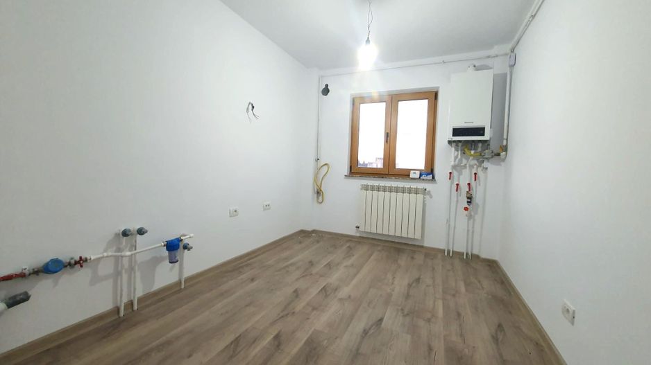 Apartament decomandat cu 3 camere, 66 mp., Calea București - Poză 6