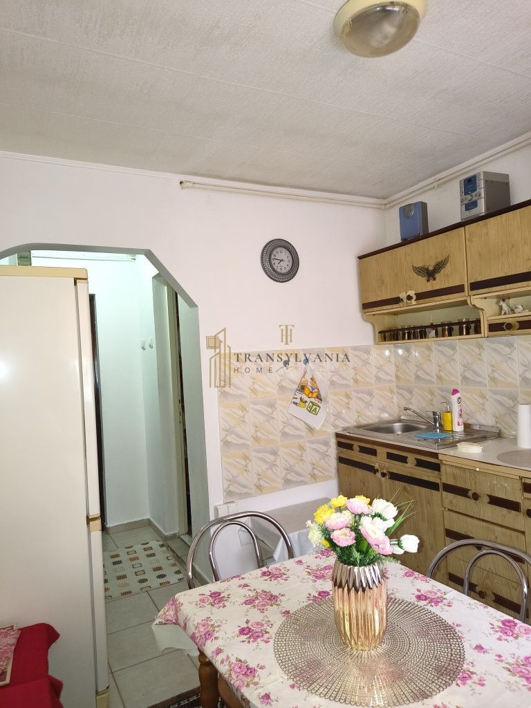 Garsoniera decomandata, Vasile Aaron - Poză 4