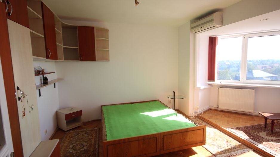 Spatios cu priveliste deosebita - Poză 7