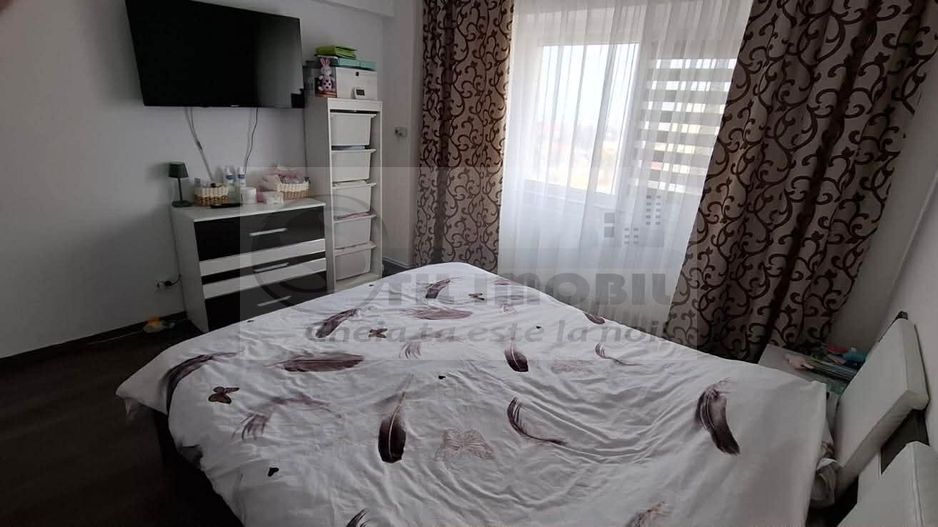 Apartament 2 camere decomandat - Tudor Neculai - 114.000 euro ! - Poză 2