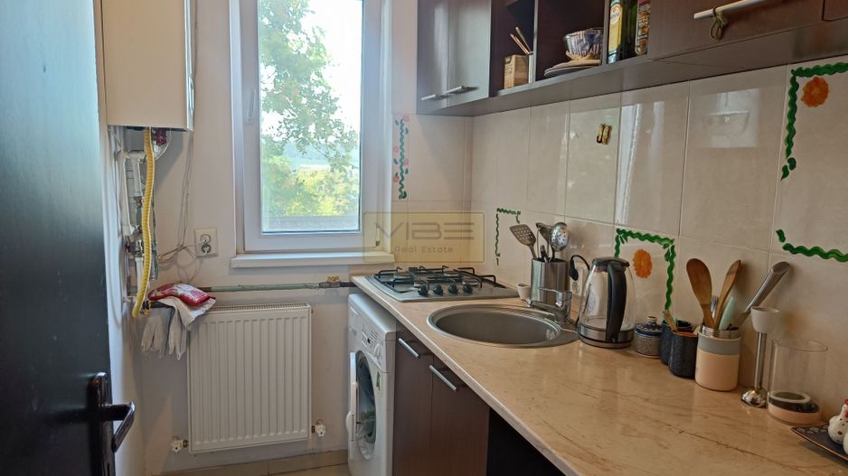 One Bedroom Apartment Copou-10-15  min walk to UMF/UAIC - Poză 6