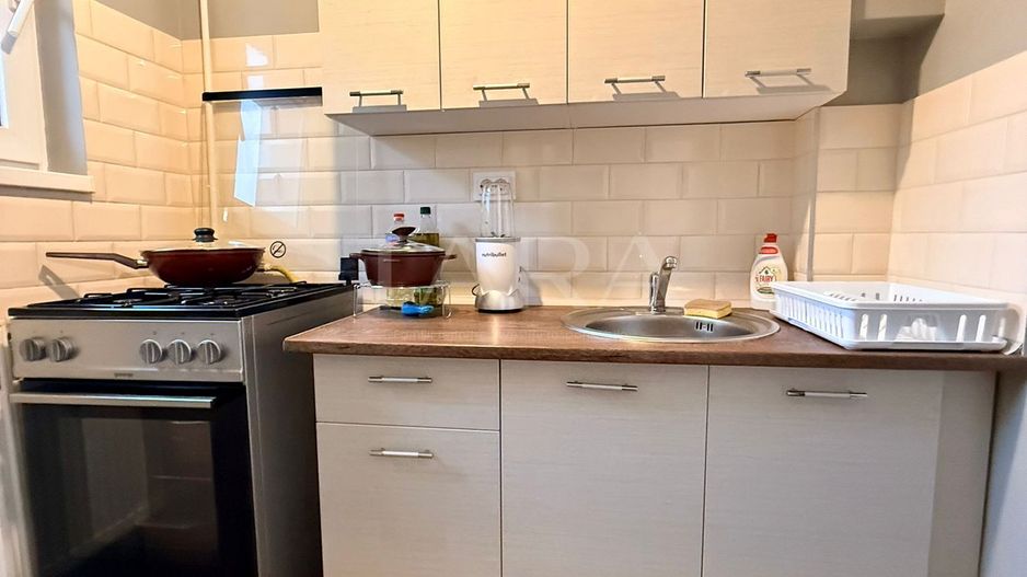 Apartament 1 cameră,  zonă Centrală, Piata Mihai Viteazul - Poză 1