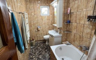 Apartament 2 Camere de vânzare în Onești – Zona centrală - Poză 4