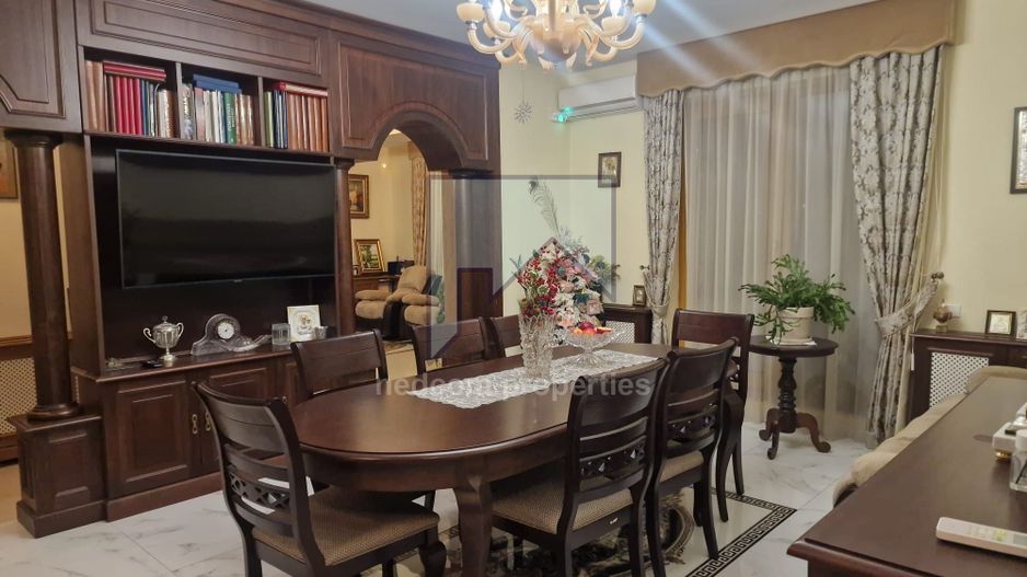 Vanzare Apartament lux de 3 camere in zona Jiului - Poză 1