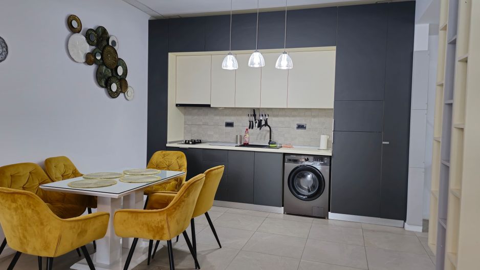 Inchiriere 2 camere  – Sea On, Mamaia Nord | Vedere directă la mare I Parcare - Poză 10