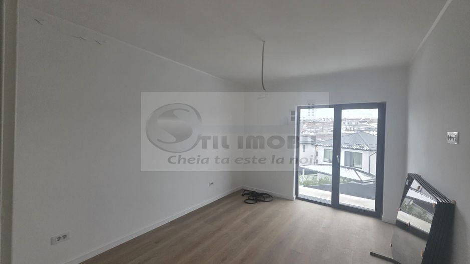 Apartament 4 camere dispus pe 2 niveluri - Poză 6