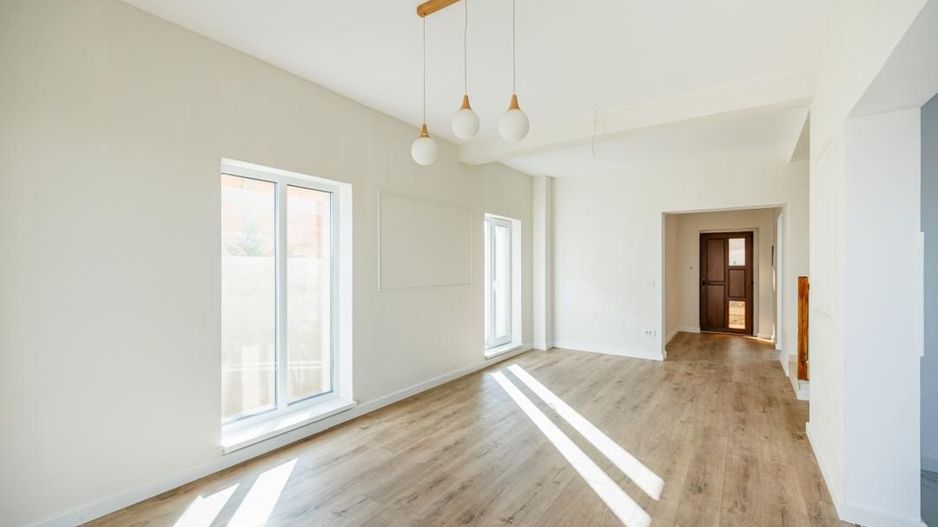 Duplex P+1E| Gata de Mutare| 5 cam, 3 bai | Teren 313 m Săcălaz| Comision 0 - Poză 11