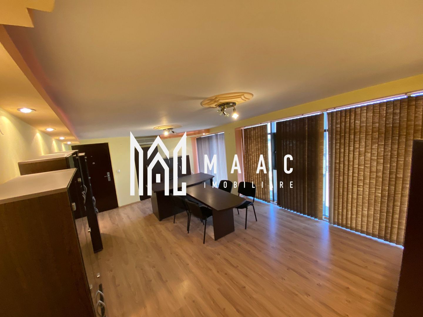 Spațiu birouri I Complet echipat | 3 birouri I 2 băi | Zona Vest - Poză 3