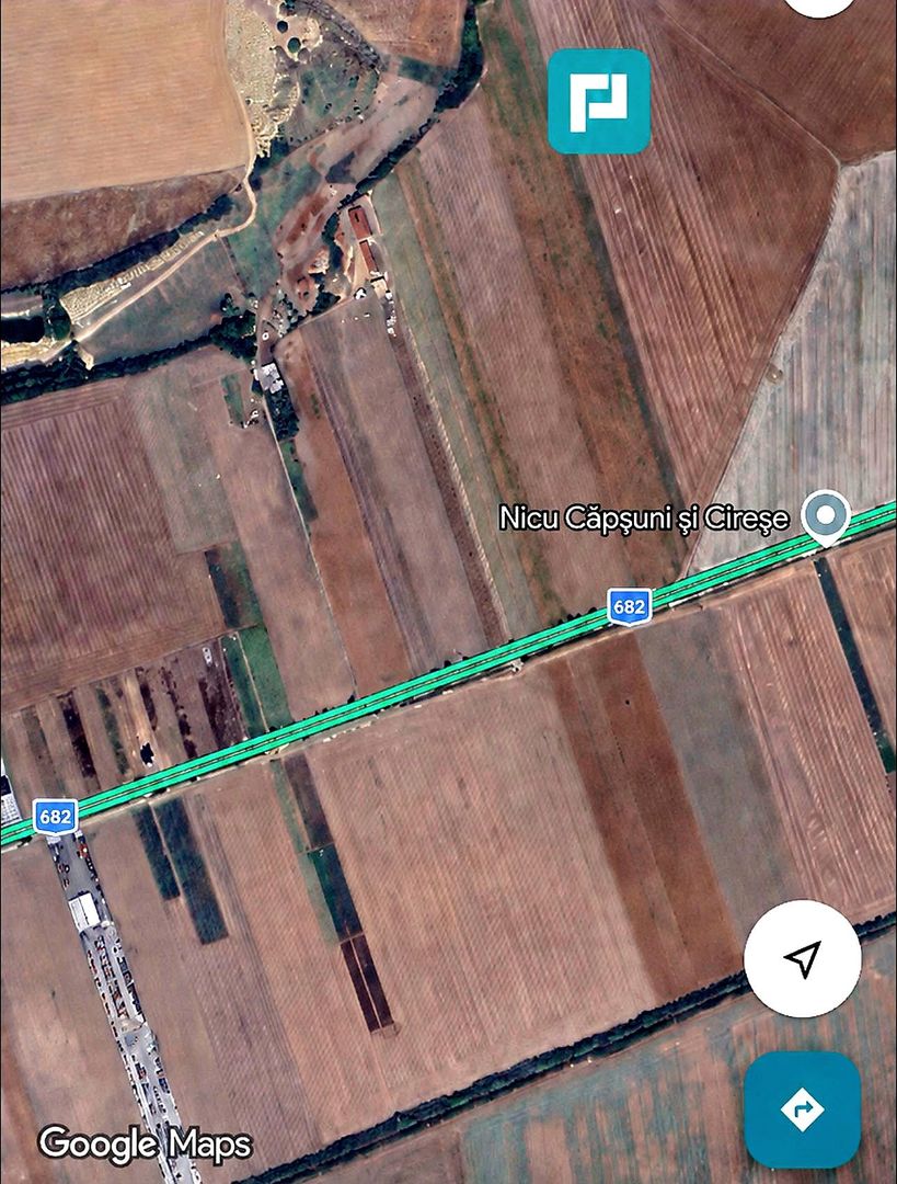 Teren de 10.000 Mp2 , cu potențial uriaș,Zădăreni - Poză 1