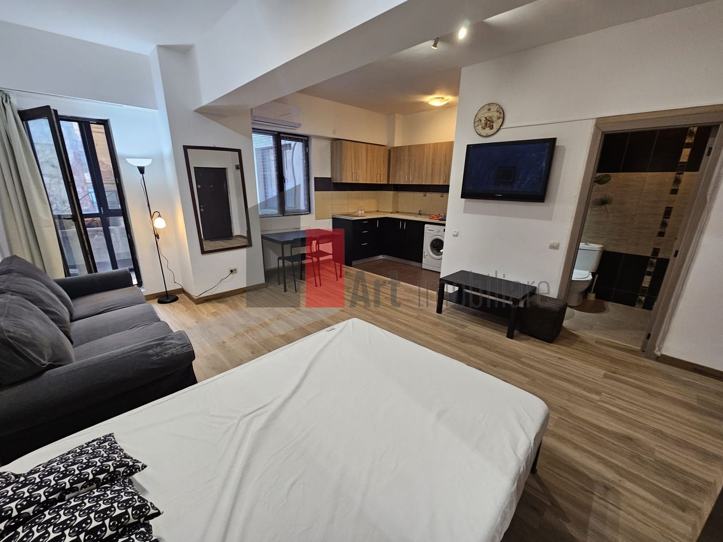 Garsonieara de vanzare-Piata Alba Iulia-Unirii-cu centrala - Poză 1