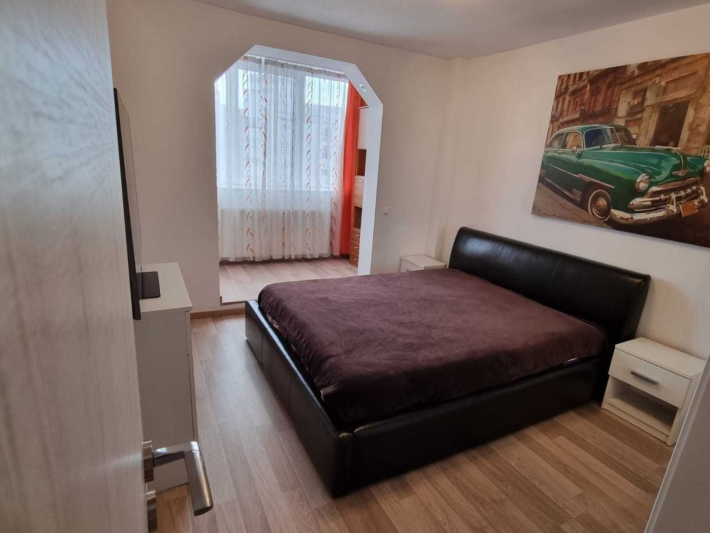 Apartament insorit, centrala termica proprie, boxa depozitare la subsol. - Poză 1