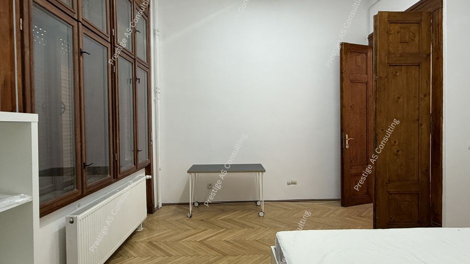 Apartament 4 Camere 150 mp | Balcon cu vedere directa spre Piata Victoriei - Poză 9