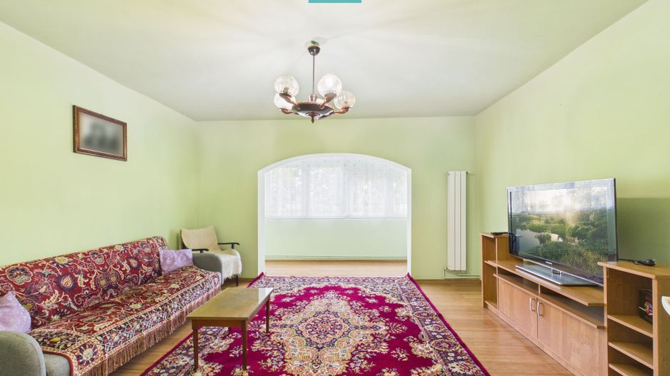 Apartament cu 5 camere în zona Polivalentă - Poză 1