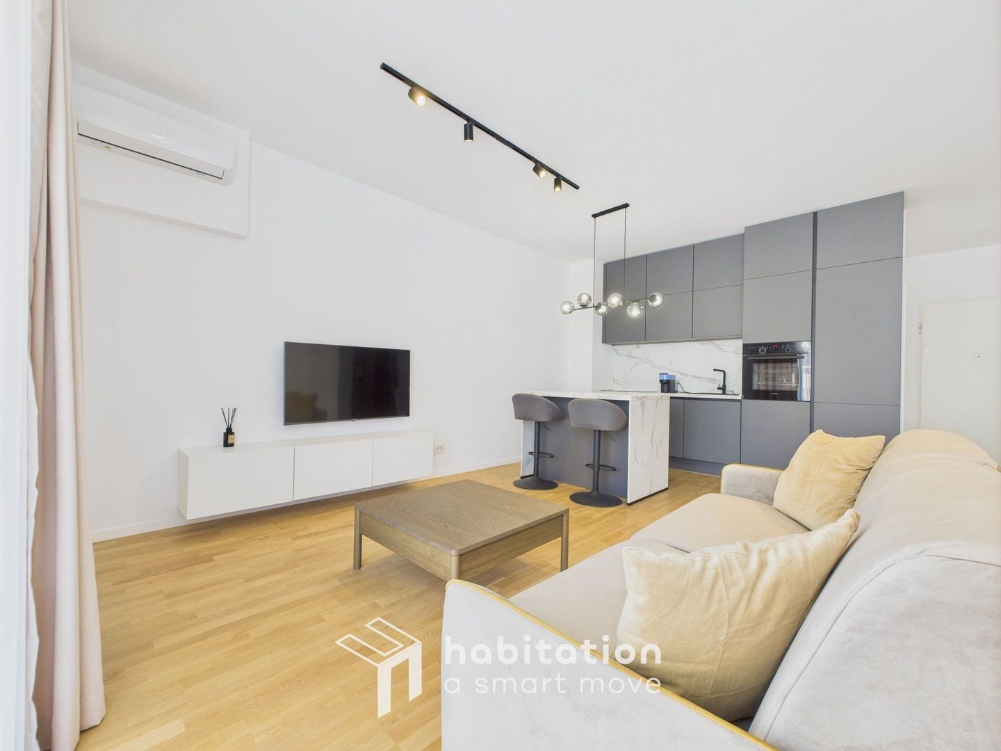 Tur virtual - Apartament 2 camere, zona Centrală - Paltim - Poză 4