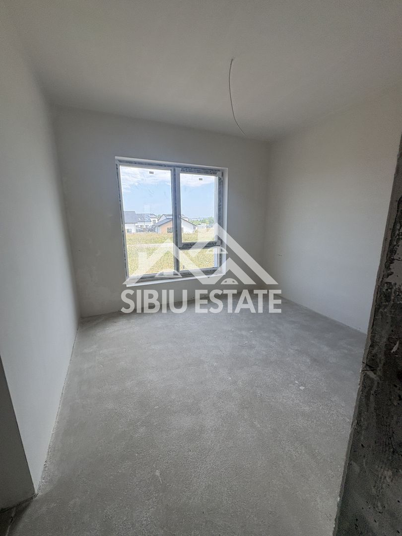 Casă individuală  lângă Sibiu | 5 camere | 136 mp utili | Teren 600mp - Poză 11