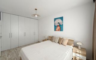 Vis a vis de Esso. Lift. Mijloc transport in fata. Loc de parcare. - Poză 7