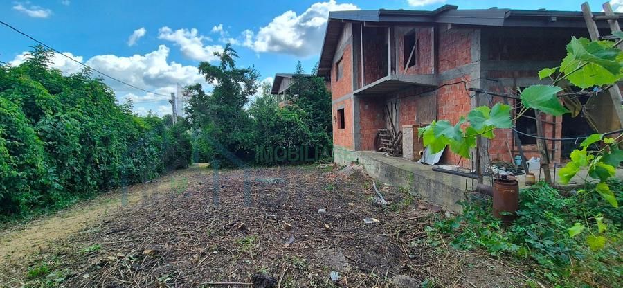 Casă la roșu cu teren 450 mp – Strada Strugurilor, Iași - Poză 8
